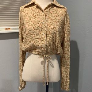 Brandy Melville cropped floral blouse